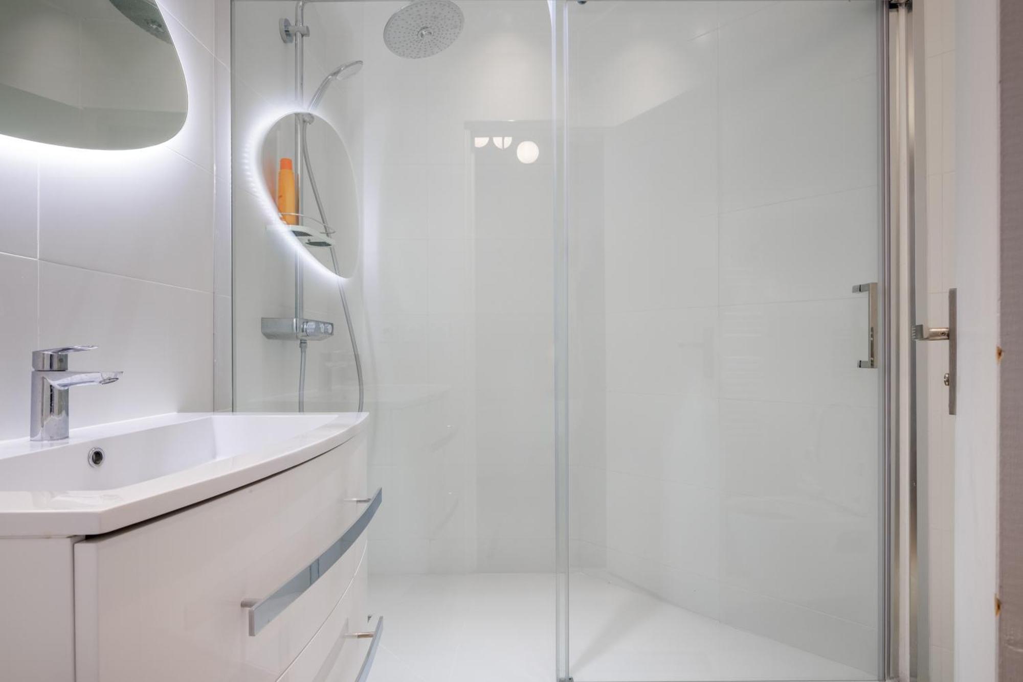 Chaleureux Appartement Pour 6Pers #4 Аньер-сюр-Сен Экстерьер фото